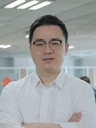 李 铭